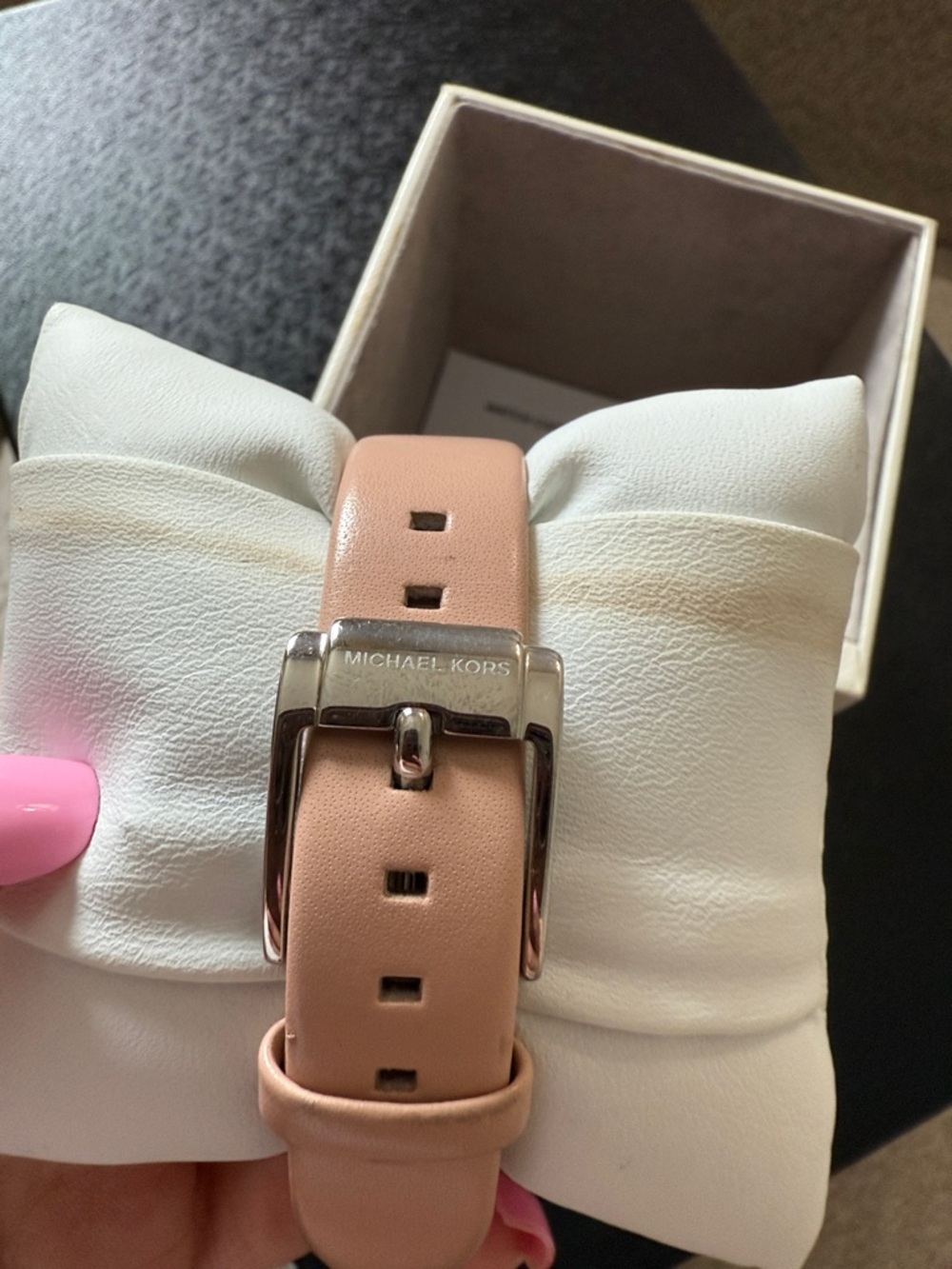 Michael Kors Rose Gold Accents Pink Leather Strap Watch - Picture 4 of 5